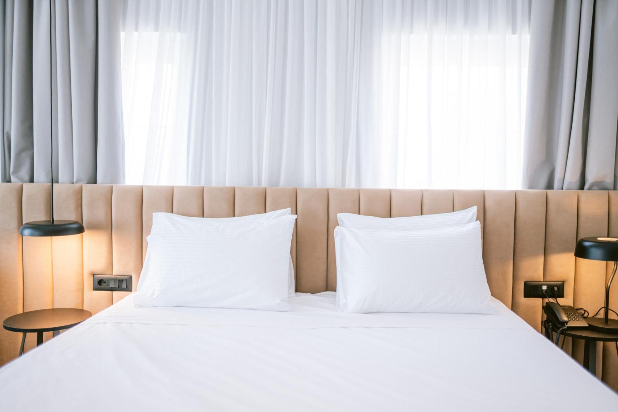 Tribute Hotel Shkodra Kültér fotó